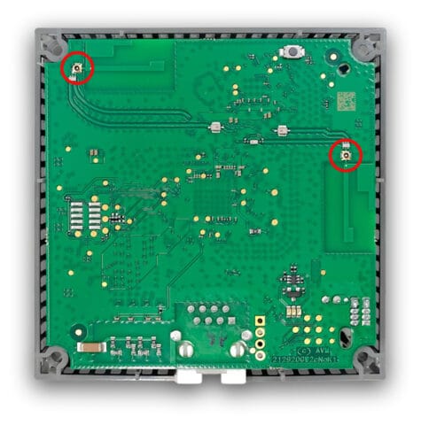 FRITZ!Repeater 1200 AX Mainboard Murata-Anschlüsse